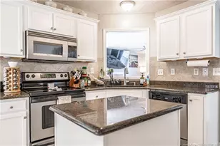 1101 Screech Owl Dr, Hope Mills, NC 28348 - Photo 8