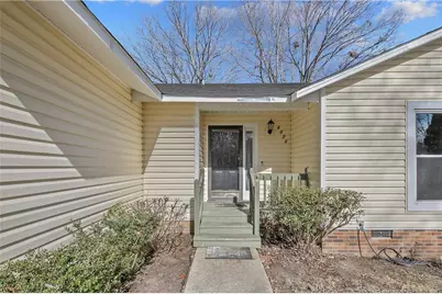 6970 Melbourne Drive, Fayetteville, NC 28314 - Photo 4
