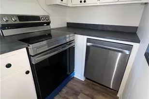 310 Wrightsboro Rd, Fayetteville, NC 28304 - Photo 6