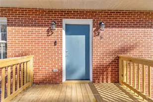 95 Windsor St, Goldston, NC 27252 - Photo 6