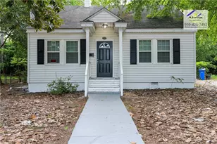 207 S Windsor Dr, Fayetteville, NC 28301 - Photo 2