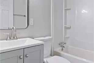 207 S Windsor Dr, Fayetteville, NC 28301 - Photo 16