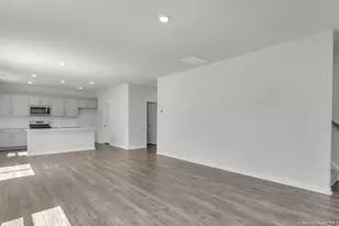 360 Hartfield Ave, Raeford, NC 28376 - Photo 10