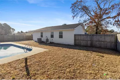 6218 Thornwood Drive, Hope Mills, NC 28348 - Photo 32