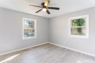 808 Darlington Dr, Fayetteville, NC 28306 - Photo 18