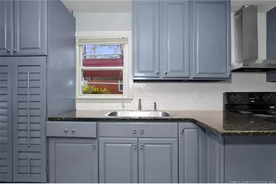 325 Jefferson Drive, Fayetteville, NC 28303 - Photo 14