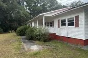 256 Chesters Rd, Roseboro, NC 28382 - Photo 2