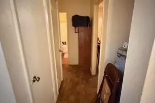 400 Tuskeegee Dr, Laurinburg, NC 28352 - Photo 6