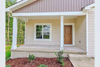 309 Appaloosa Drive, Spring Lake, NC 28390 - Photo 2