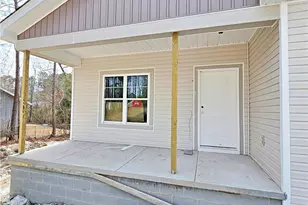 309 Appaloosa Dr, Spring Lake, NC 28390 - Photo 2