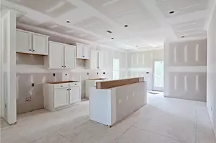 331 Appaloosa Dr, Spring Lake, NC 28390 - Photo 6