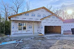 331 Appaloosa Dr, Spring Lake, NC 28390 - Photo 2