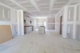 349 Appaloosa Dr, Spring Lake, NC 28390 - Photo 4