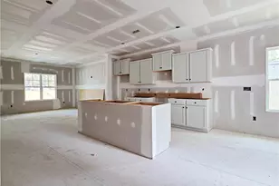 349 Appaloosa Dr, Spring Lake, NC 28390 - Photo 6