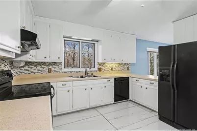 2113 Traceway S, Sanford, NC 27332 - Photo 8