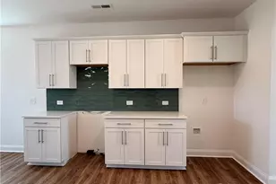 360 Steelwood St, Raeford, NC 28376 - Photo 14