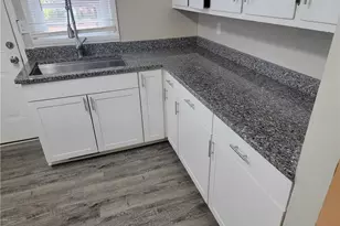 1031 SW Revere Street SW, Fayetteville, NC 28304 - Photo 4