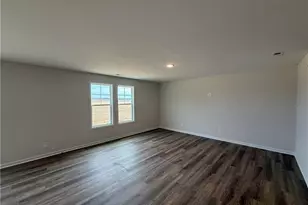 41 Baxley Dr, Dunn, NC 28334 - Photo 2