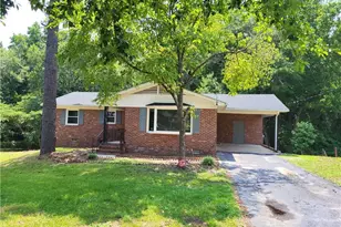 182 Summerhill Rd, Fayetteville, NC 28303 - Photo 1