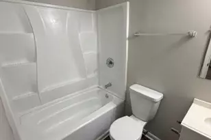 6496 Portsmouth Dr, Fayetteville, NC 28304 - Photo 8