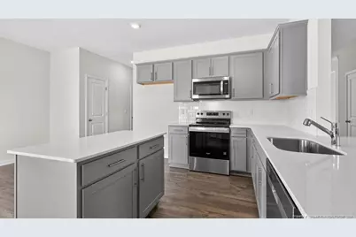 1026 Misty Creek Drive, Aberdeen, NC 28315 - Photo 10