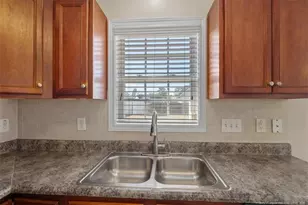 1203 Chimney Swift Dr, Fayetteville, NC 28306 - Photo 16