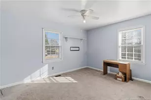 6086 Lexington Dr, Hope Mills, NC 28348 - Photo 20