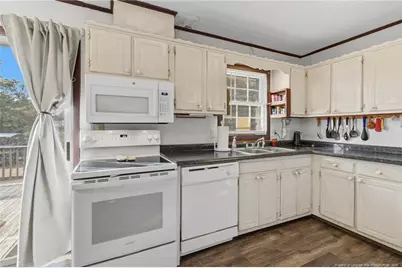 6086 Lexington Drive, Hope Mills, NC 28348 - Photo 10