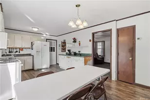 6086 Lexington Dr, Hope Mills, NC 28348 - Photo 8