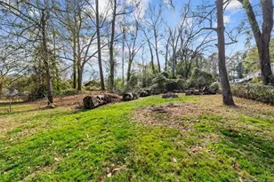 210 Brookwood Ave, Fayetteville, NC 28301 - Photo 16