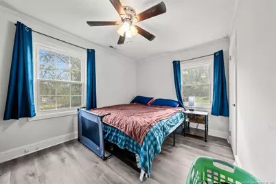 210 Brookwood Avenue, Fayetteville, NC 28301 - Photo 16