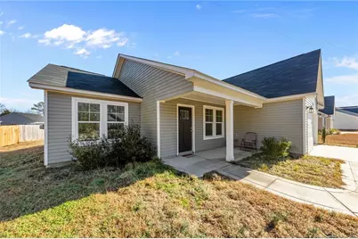 67 Magnolia Street, Parkton, NC 28371 - Photo 4