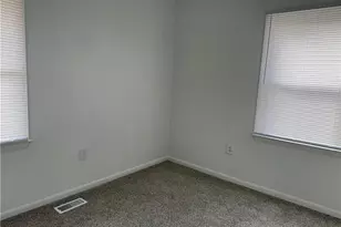 1047 Pleasant Hope Rd, Lumberton, NC 28358 - Photo 8