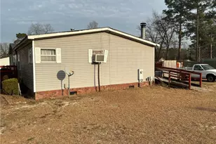 5837 Parkton Rd, Hope Mills, NC 28348 - Photo 4