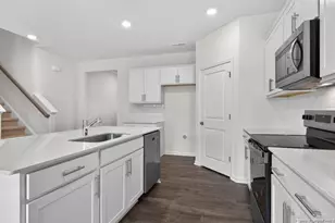 174 Charlies Bnd Wy, Spring Lake, NC 28390 - Photo 8