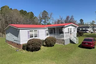 1998 Lewis McNeill Rd, Red Springs, NC 28377 - Photo 2