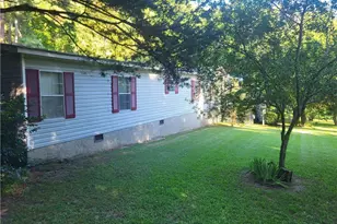 716 Pinecrest St, Carthage, NC 28327 - Photo 6