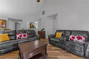 438 Georgetown Cir, Fayetteville, NC 28314 - Photo 14