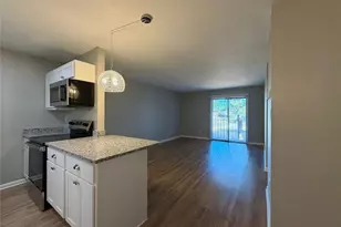 1128 Southwood Dr, Fayetteville, NC 28304 - Photo 1