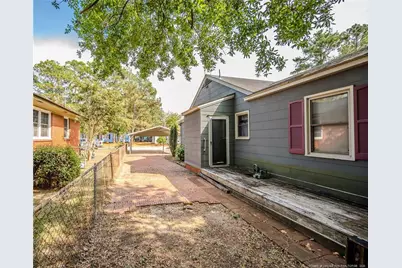 111 E McNeill Drive, Red Springs, NC 28377 - Photo 2