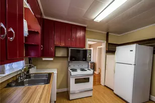 111 E McNeill Dr, Red Springs, NC 28377 - Photo 8