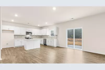 1025 Misty Creek Drive, Aberdeen, NC 28315 - Photo 10