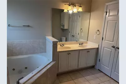 1811 Balmoral Drive #203, Fayetteville, NC 28304 - Photo 10