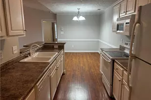 1811 Balmoral Dr, Fayetteville, NC 28304 - Photo 8