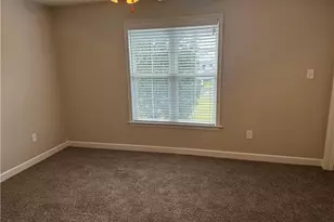 1811 Balmoral Dr, Fayetteville, NC 28304 - Photo 16