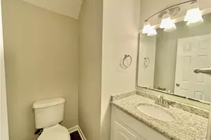 820 Anarine Rd, Fayetteville, NC 28303 - Photo 12