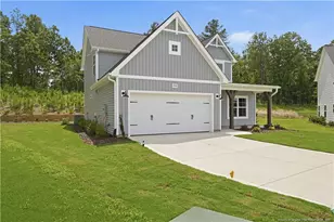 298 Rough Rdg Trl, Aberdeen, NC 28315 - Photo 2
