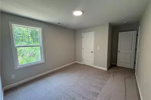 298 Rough Rdg Trl, Aberdeen, NC 28315 - Photo 34