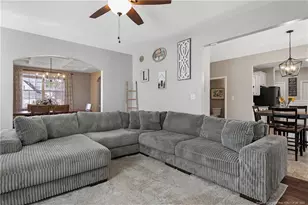 1606 Racehorse Ct, Parkton, NC 28371 - Photo 16