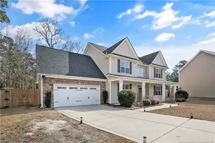 1606 Racehorse Ct, Parkton, NC 28371 - Photo 4